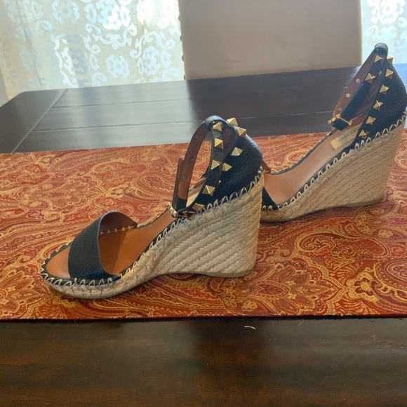 Valentino Rockstud black Espadrille Sandals,size 37, worn 4-5 times  $890, - Picture 5 of 11